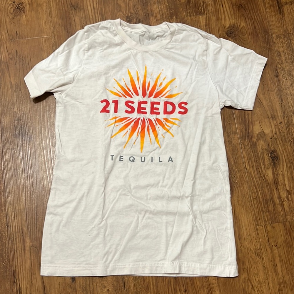 NWOT 21 seeds tequila tee, size small/medium